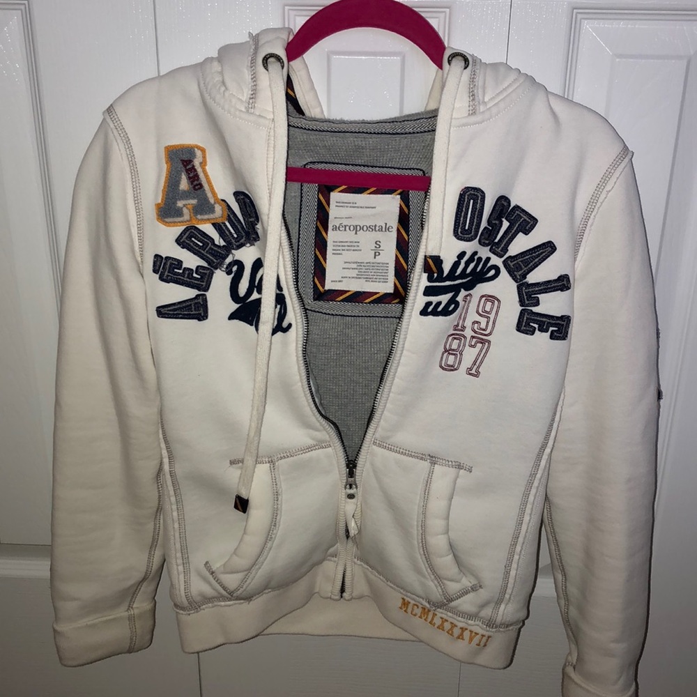 VINTAGE AÉROPOSTALE SWEATER WITH WRITING
